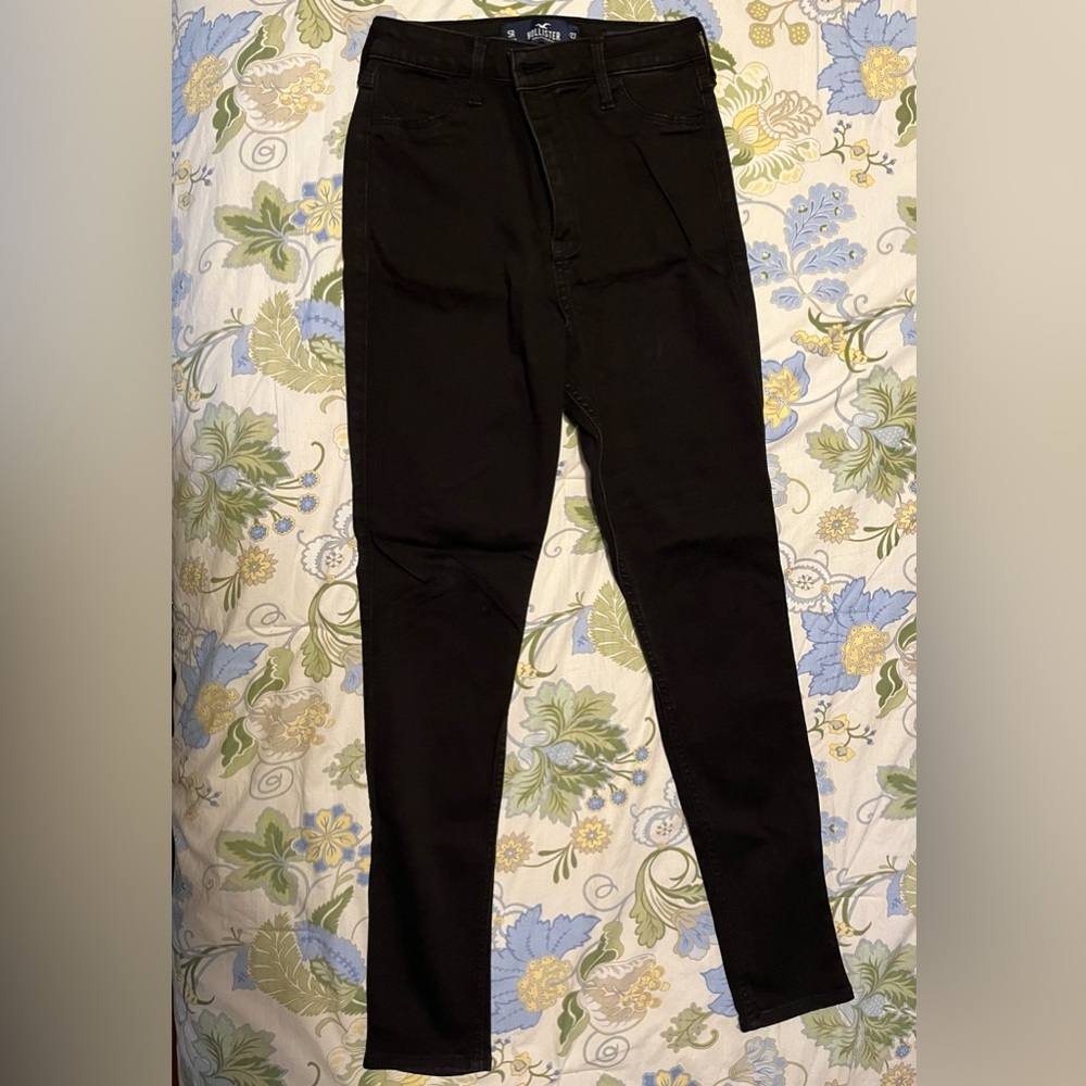 Hollister Curvy Ultra High Rise Jean Leggings